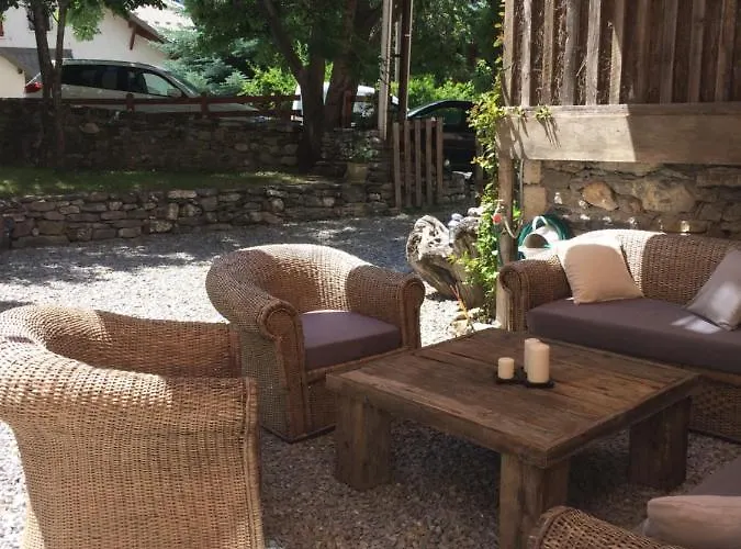 Bed & Breakfast Le Val D'ailleurs 3*