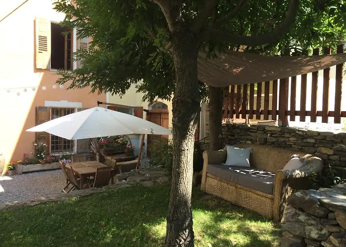 Le Val D'ailleurs 3*