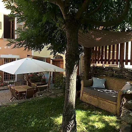 Le Val D'ailleurs Bed & Breakfast Jausiers