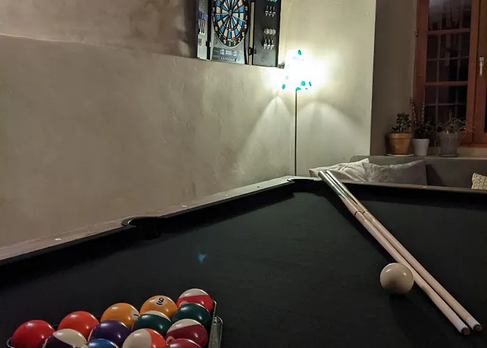 Le Val D'ailleurs Bed and Breakfast