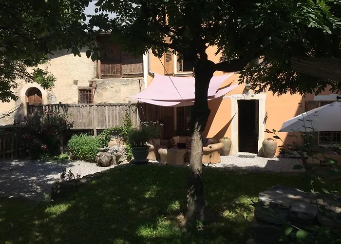 Bed and Breakfast Le Val D'ailleurs 3*